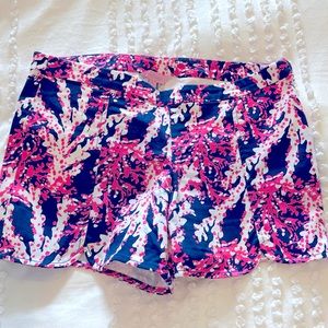 Lilly Pulitzer Shorts, Size 6